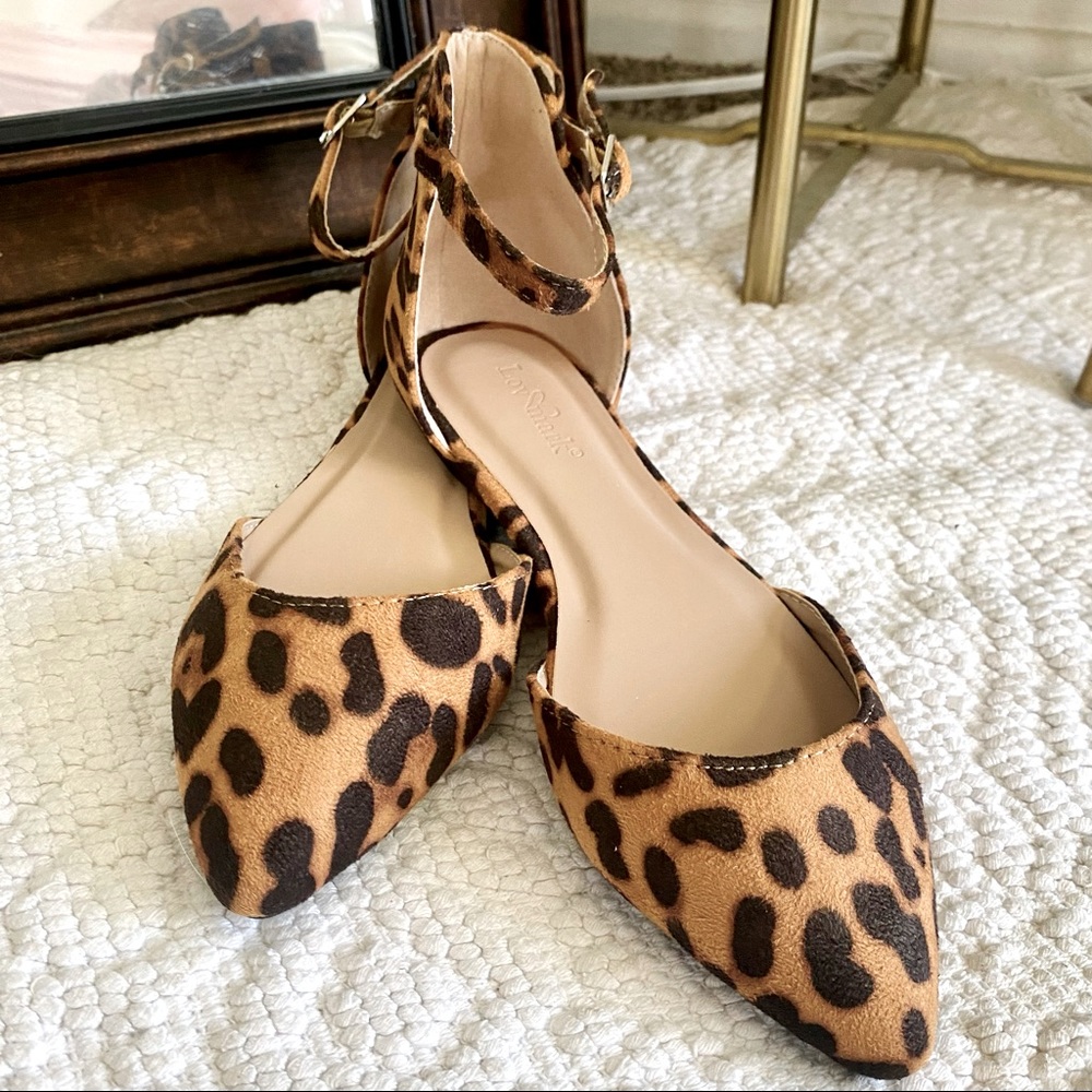 Leopard Pointed Flats